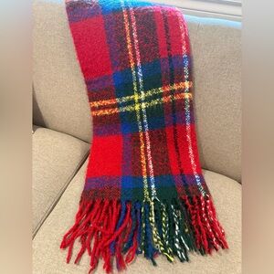 Tartan Traditions Edinburgh Blanket Scarf – 24” x 72”
